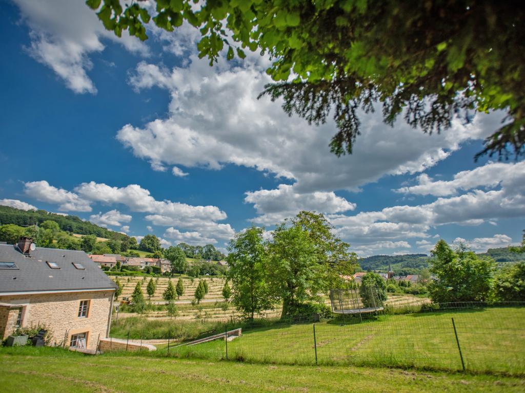 Maison de caractère au bord de la forêt à Guignicourt-sur-Vence - Photo 1