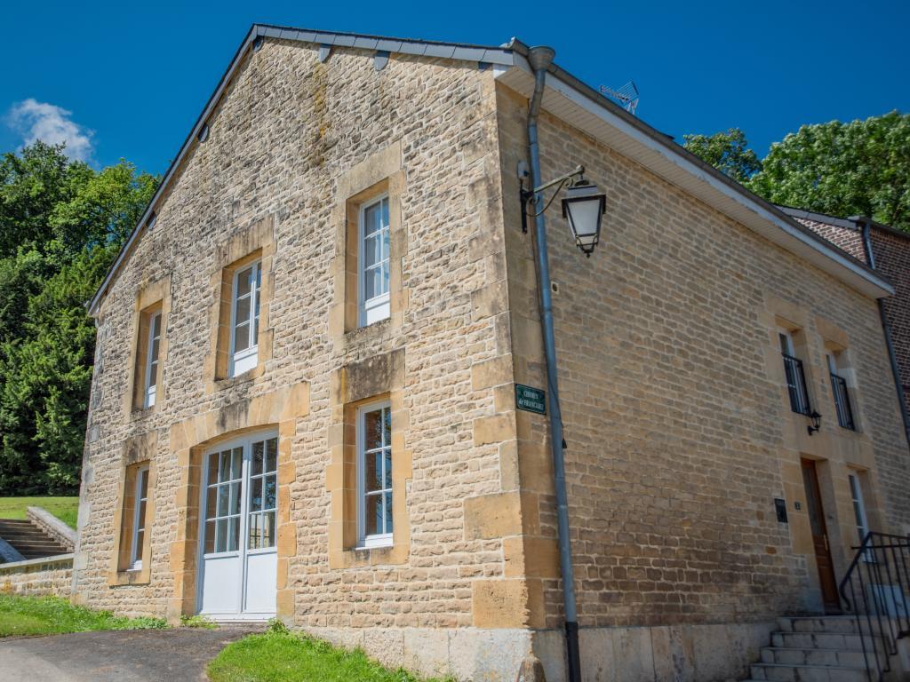 Maison de caractère au bord de la forêt à Guignicourt-sur-Vence - Photo 9