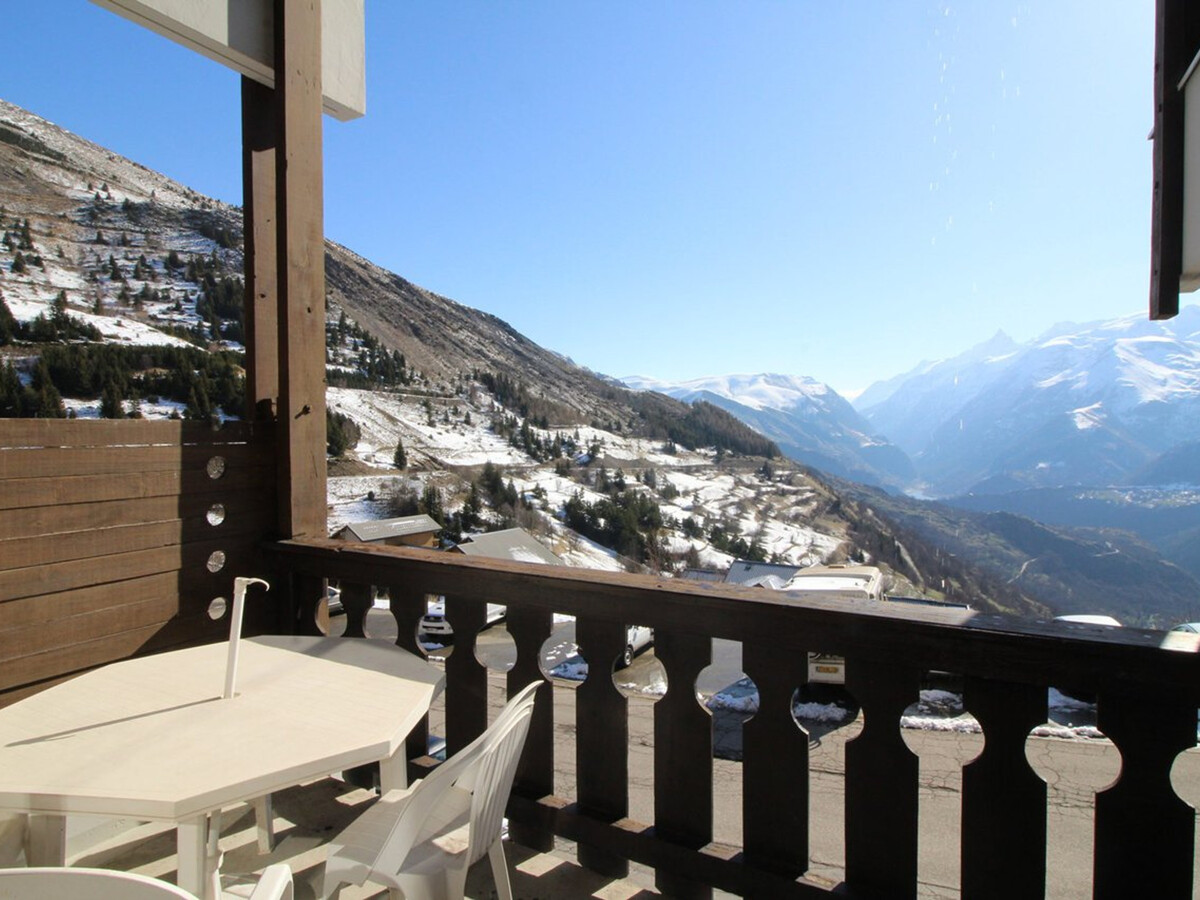 Studio 4 pers avec balcon, vue Ecrins, 300m pistes - Photo 2