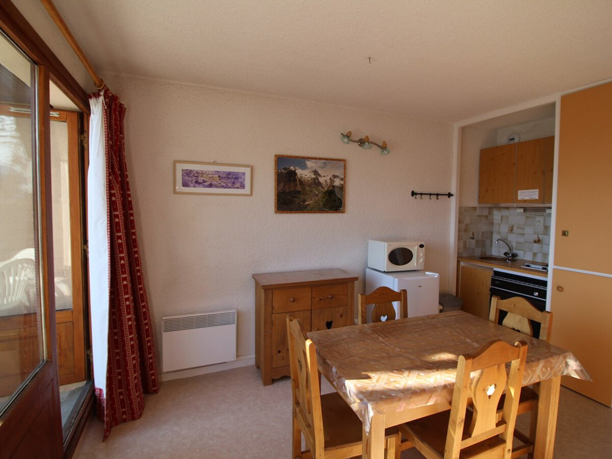 Studio 4 pers avec balcon, vue Ecrins, 300m pistes - Photo 4