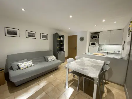 Location appartement à La Plagne Tarentaise, Appartement cosy 3 pièces, avec balcon et piscine, proche des pistes et commodités à La Plagne Tarentaise