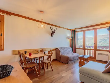Location appartement à La Plagne Tarentaise, Appartement cosy 4 pers avec balcon, départ skis aux pieds, ascenseur, La Plagne-Tarentaise