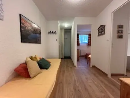 Appartement 6 pers. rénové 2024 avec jardinet, Saint-Chaffrey : photo 8