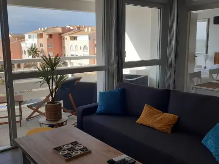 T2 climatisé Port Leucate, terrasse vue chenal, 400m plage : photo 4