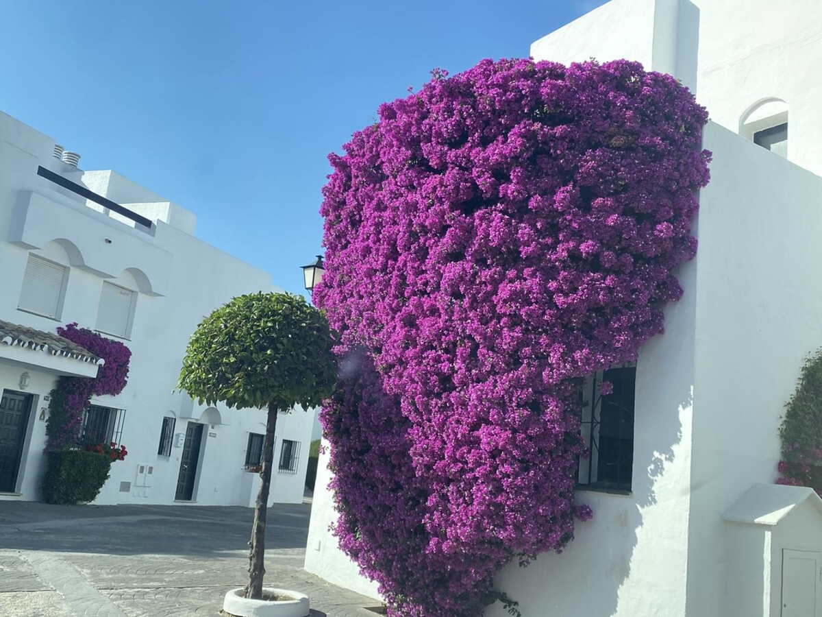 Maison jumelée 4 chambres à 2 min de plage, Marbella - Photo 1