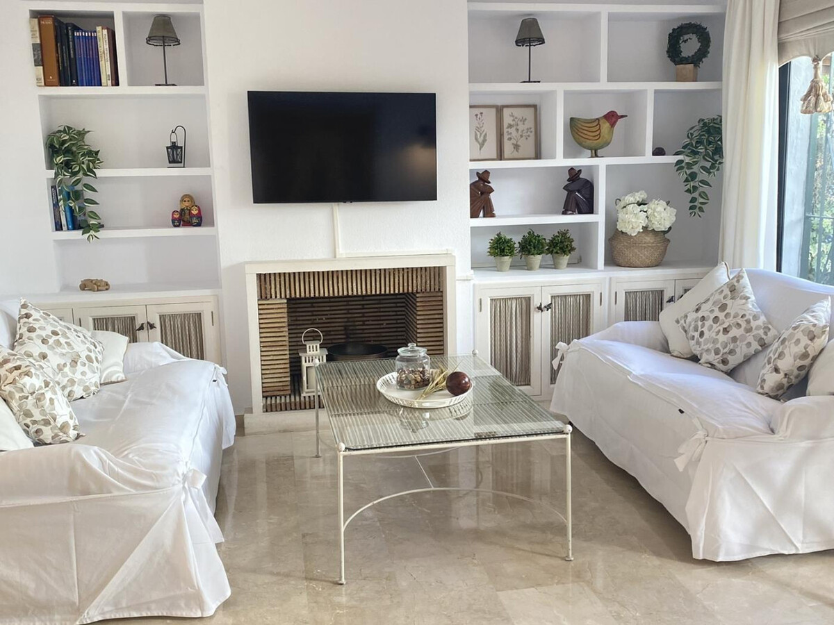 Maison jumelée 4 chambres à 2 min de plage, Marbella - Photo 4