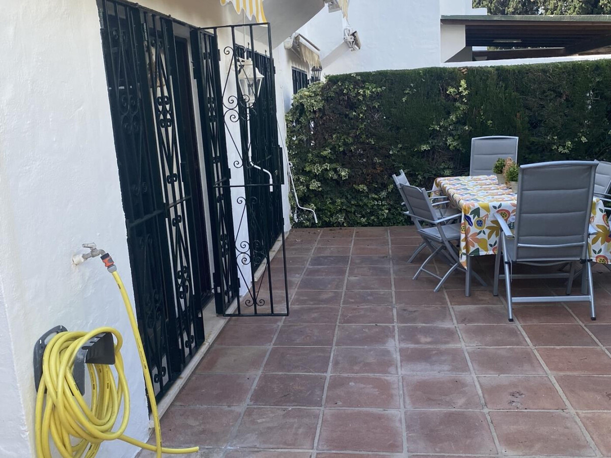 Maison jumelée 4 chambres à 2 min de plage, Marbella - Photo 8