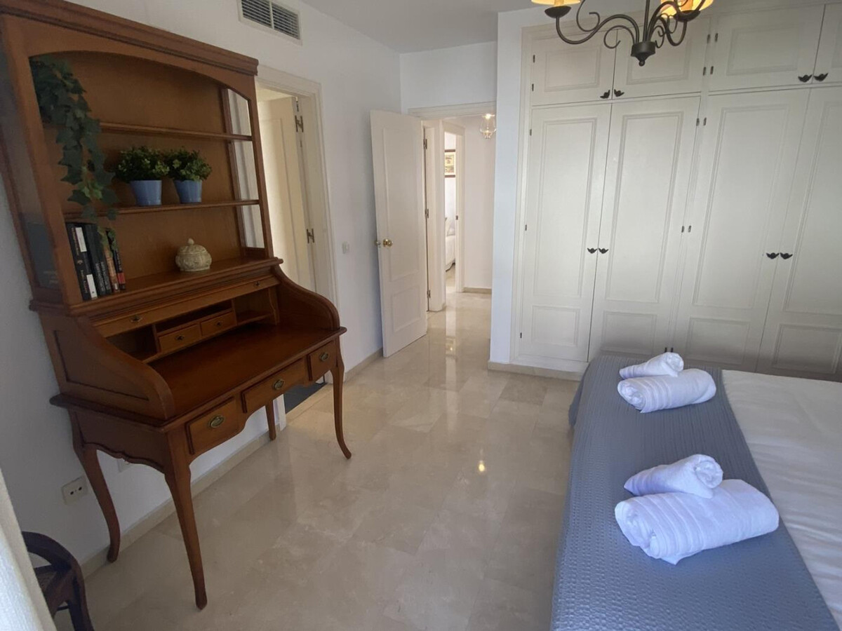 Maison jumelée 4 chambres à 2 min de plage, Marbella - Photo 20