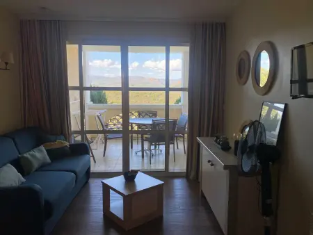 Studio 4 pers avec terrasse et vue Estérel à Saint-Raphaël : photo 2