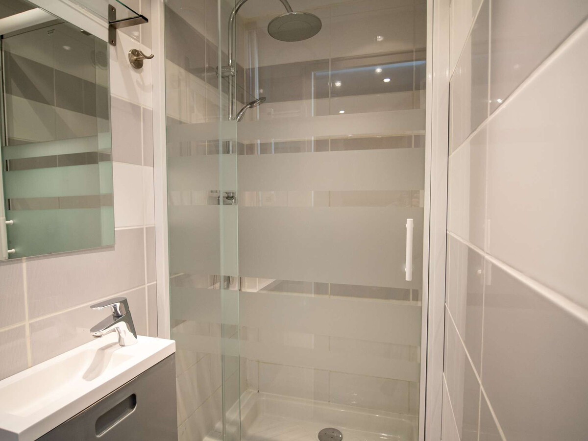 Appt 6 pers, 3 chambres rénové à 50 m des pistes - Photo 9