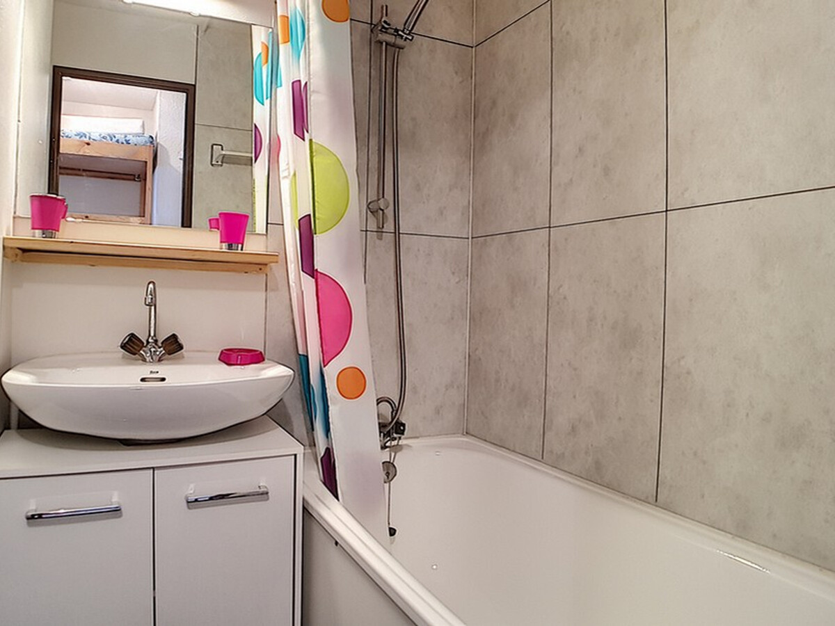 Studio cabine 17 m² aux Menuires, balcon ouest - Photo 10