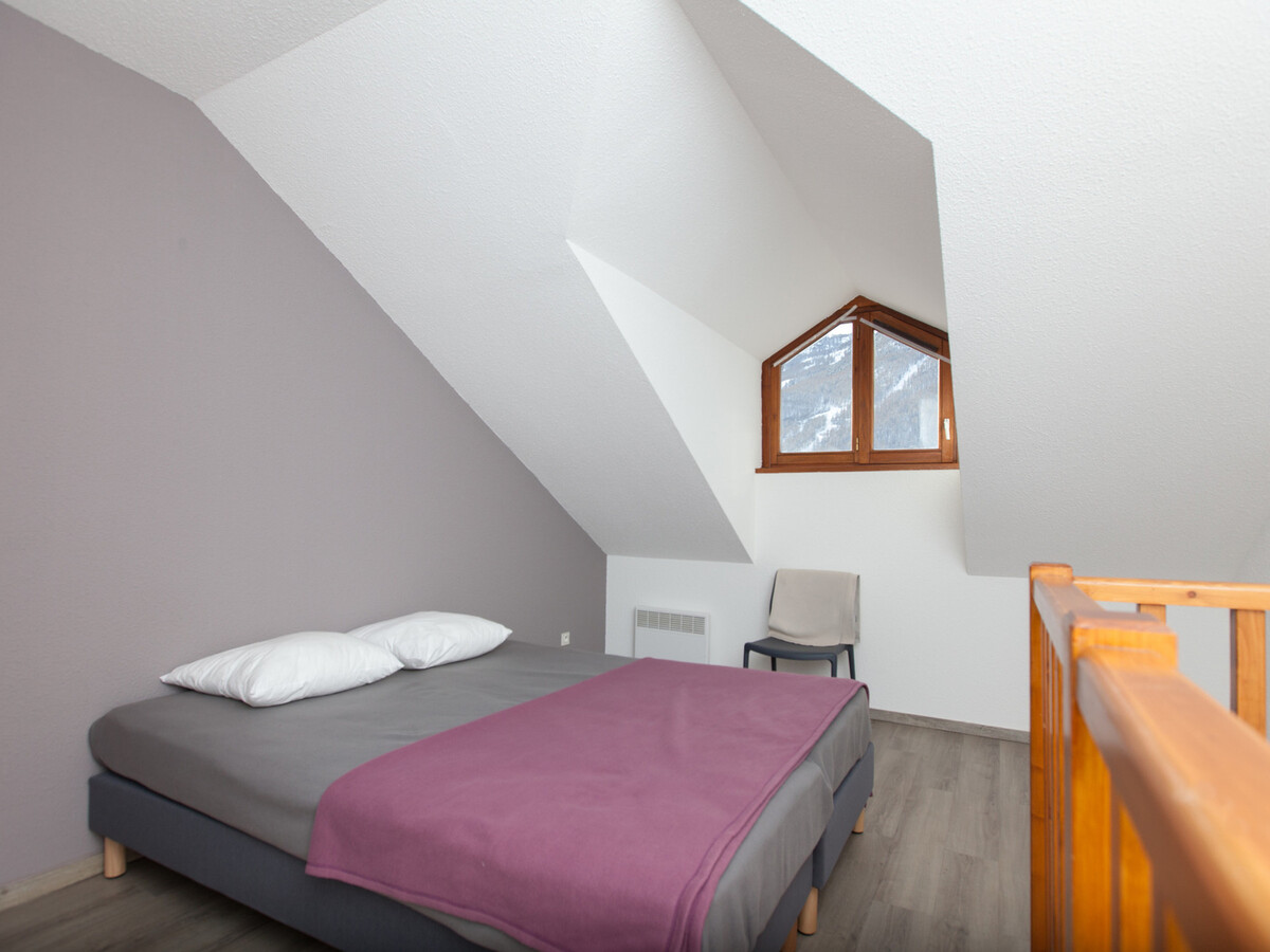 Chalet 8 pers triplex · Accès pistes · WIFI · Terrasse - Photo 5