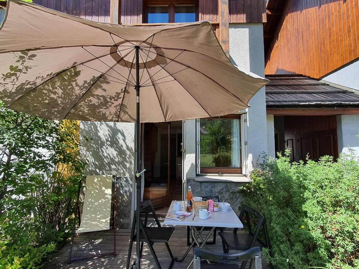 Chalet 8 pers triplex · Accès pistes · WIFI · Terrasse - Photo 7