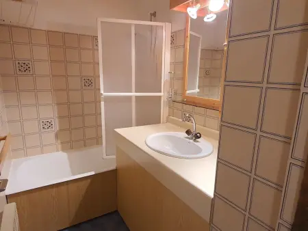 Studio 32 m² divisible au Monêtier, balcon sud-ouest : photo 5