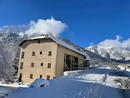 Studio 32 m² divisible au Monêtier, balcon sud-ouest : photo 9