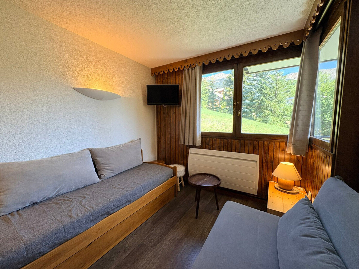 Studio 31 m² balcon, navette pistes, parking à Saint-Chaffrey - Photo 2
