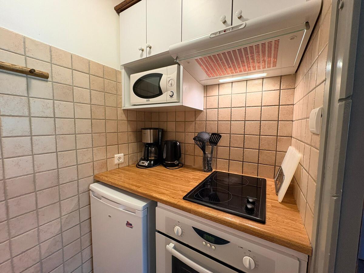 Studio 31 m² balcon, navette pistes, parking à Saint-Chaffrey - Photo 4