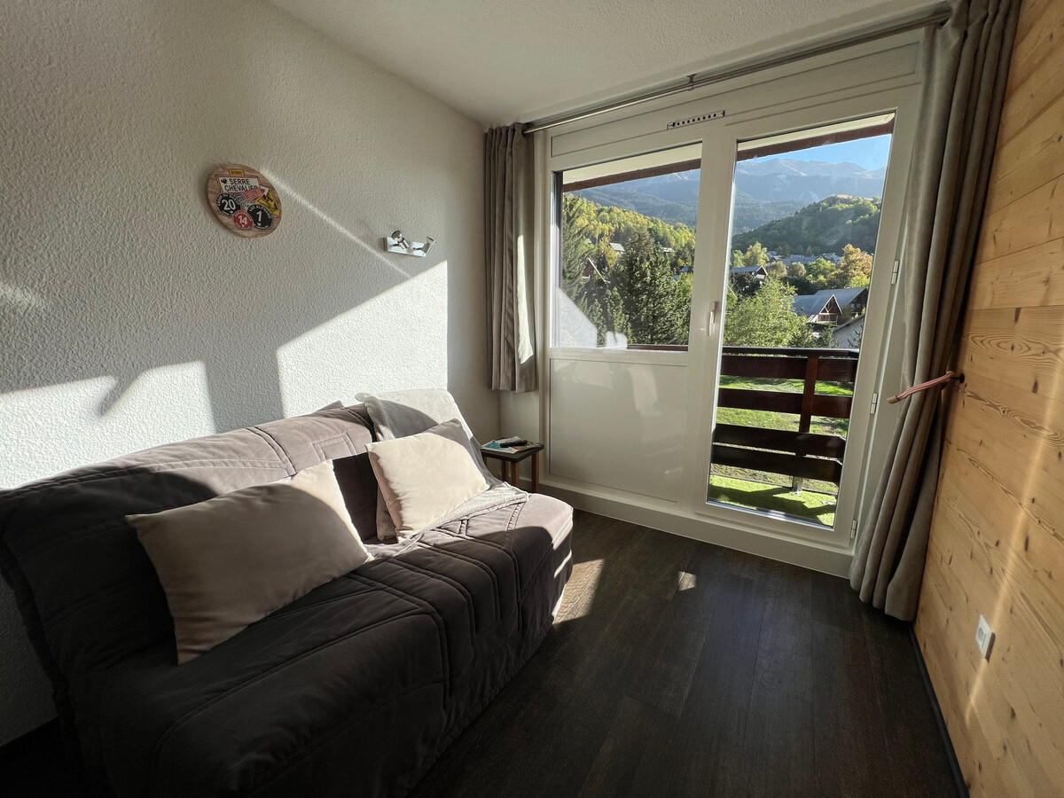 Studio 17m² rénové avec parking à Chantemerle - Photo 5