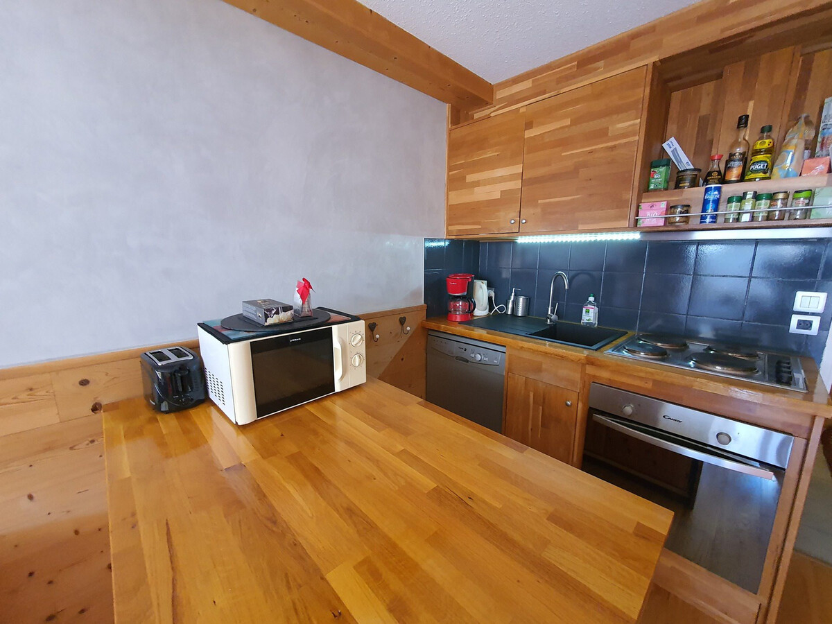 Appartement 6 personnes face montagne, navette pistes à 20 m - Photo 3