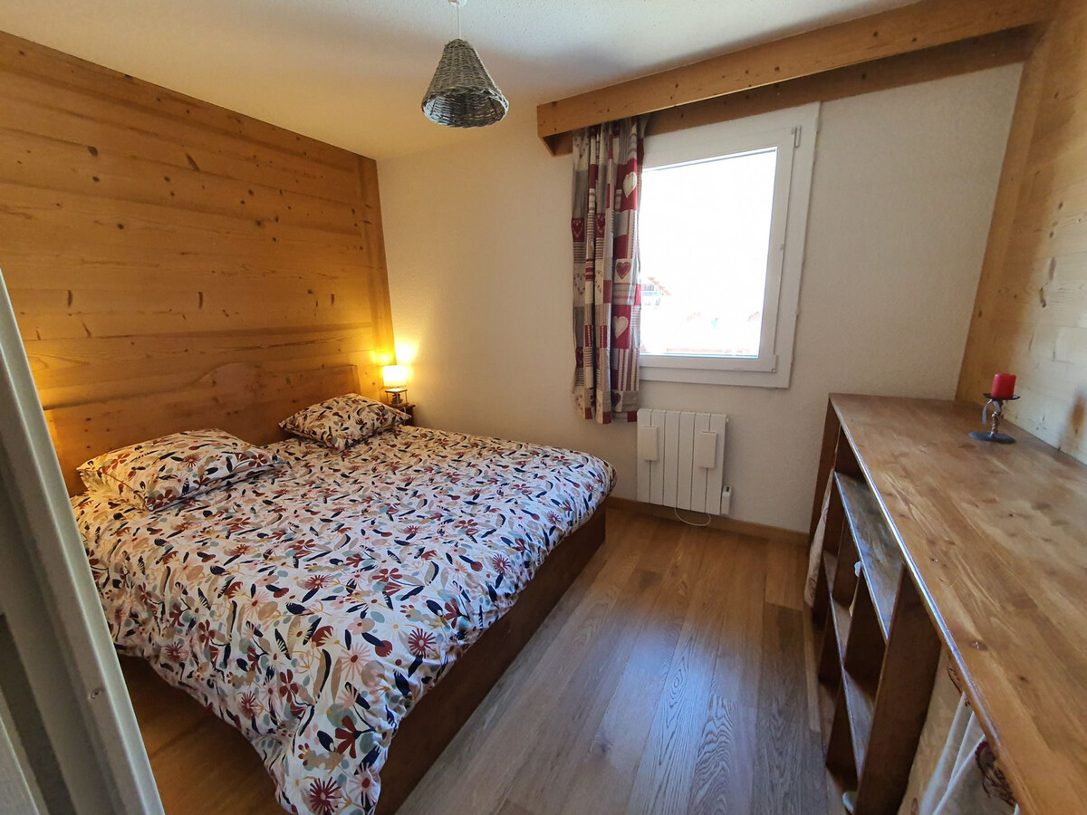 Appartement 6 personnes face montagne, navette pistes à 20 m - Photo 4