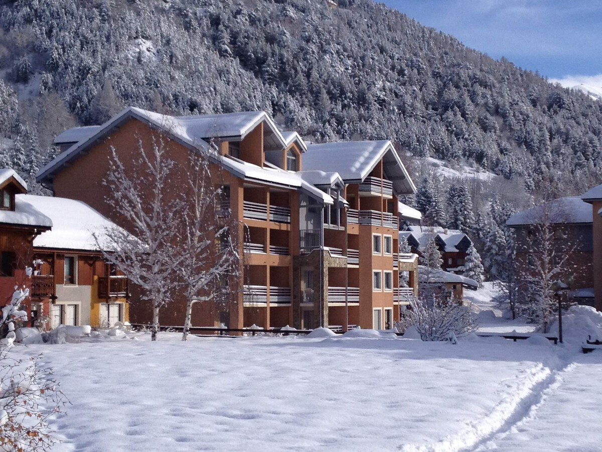 Appartement 6 personnes face montagne, navette pistes à 20 m - Photo 10