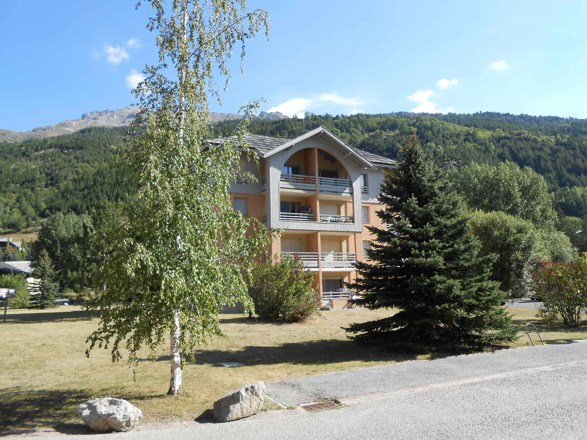 Appartement 6 personnes face montagne, navette pistes à 20 m - Photo 13