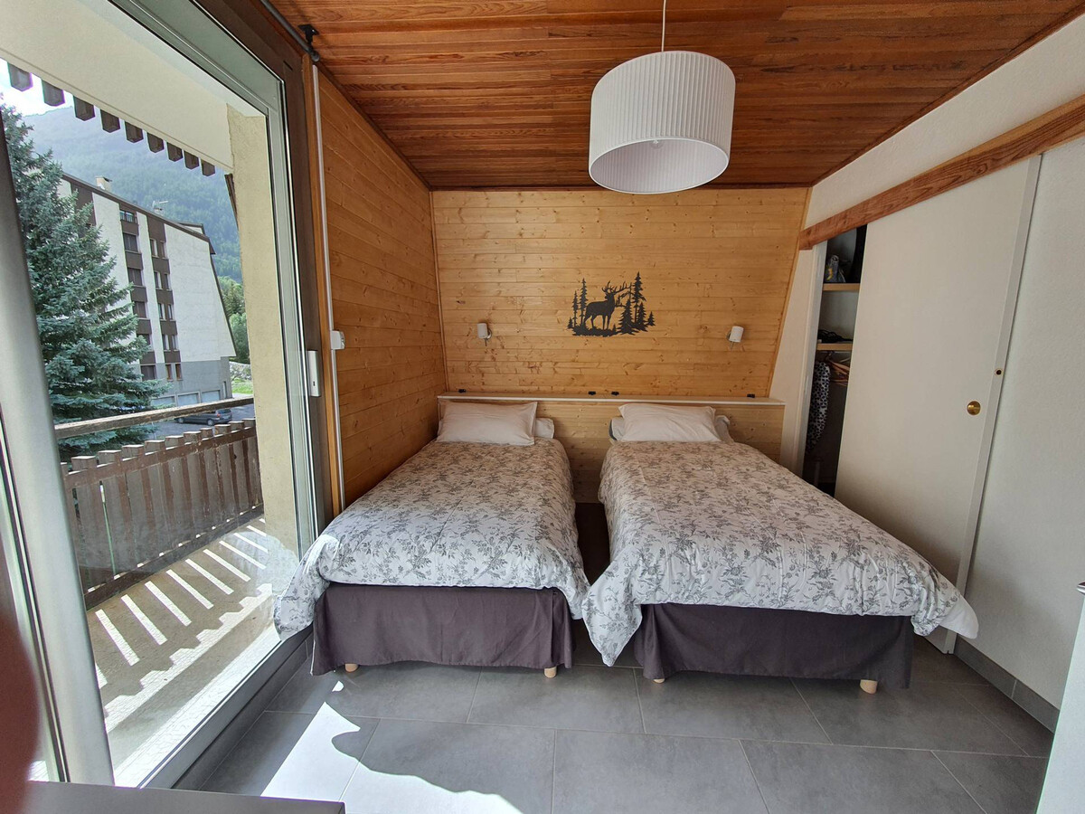 Appartement 58m² rénové vue pistes à La Salle-les-Alpes - Photo 7