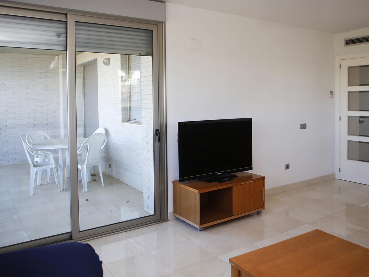 Appartement 2 Chambres à Torredembarra avec Jardin et Climatisation - Photo 3