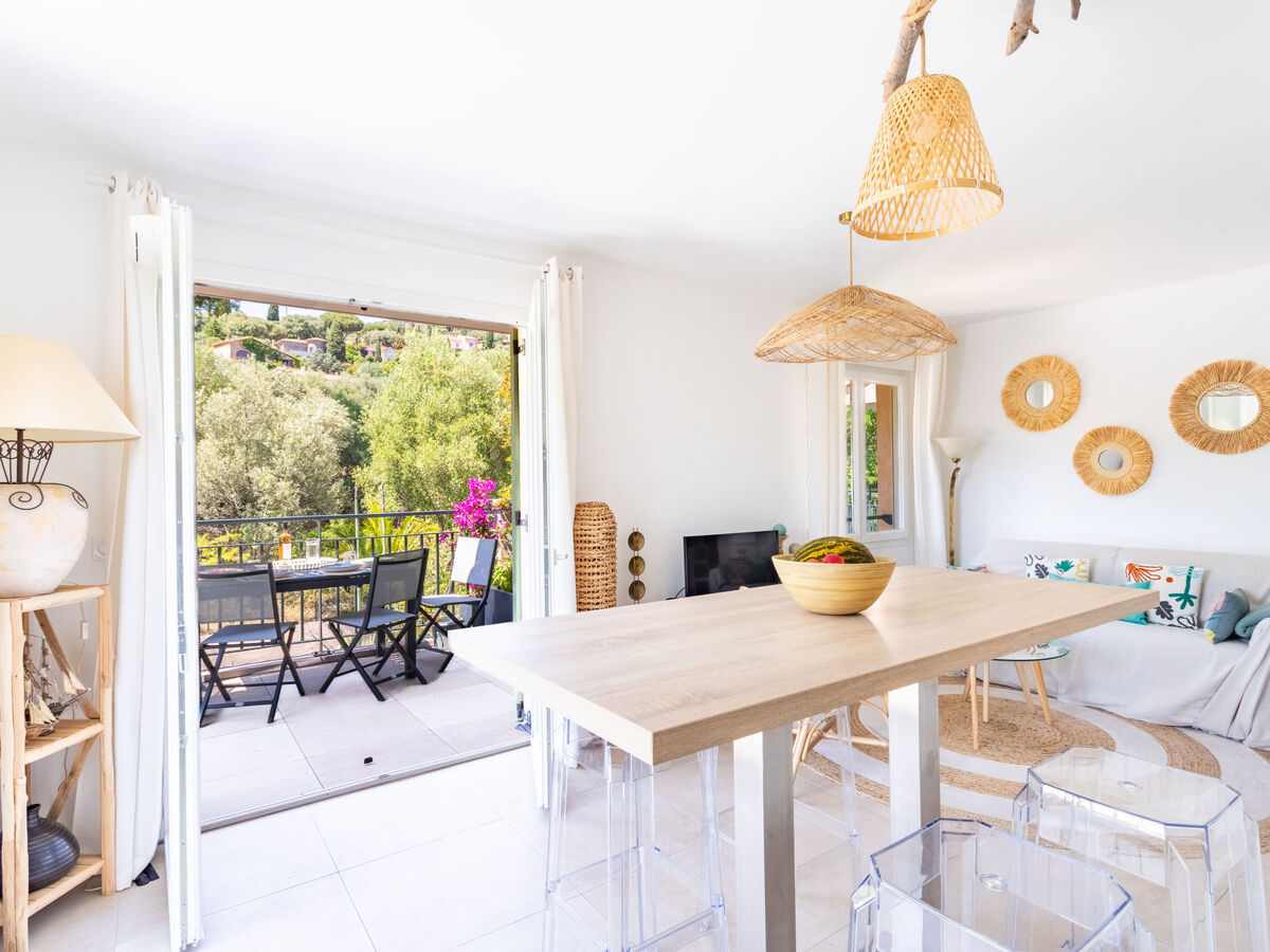 Apt 3 pièces Le Clos Jardin à Bormes-les-Mimosas - Photo 3