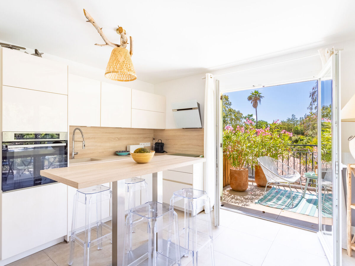 Apt 3 pièces Le Clos Jardin à Bormes-les-Mimosas - Photo 4