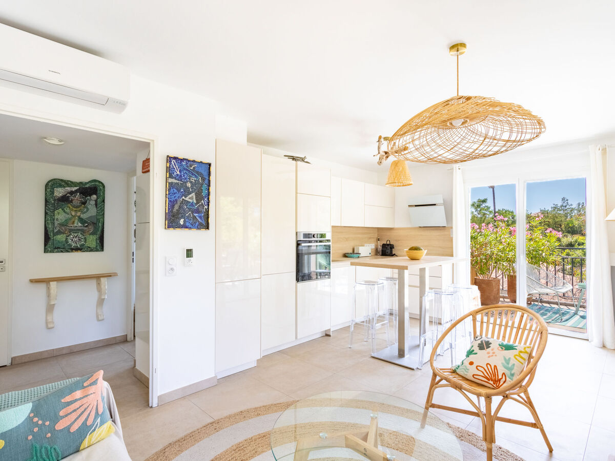 Apt 3 pièces Le Clos Jardin à Bormes-les-Mimosas - Photo 7
