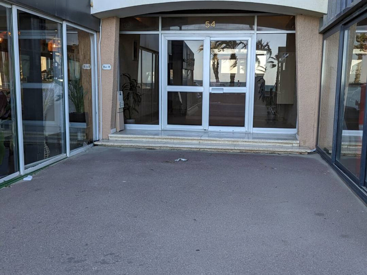 T2 rénové vue mer, balcon à Canet plage - Photo 14