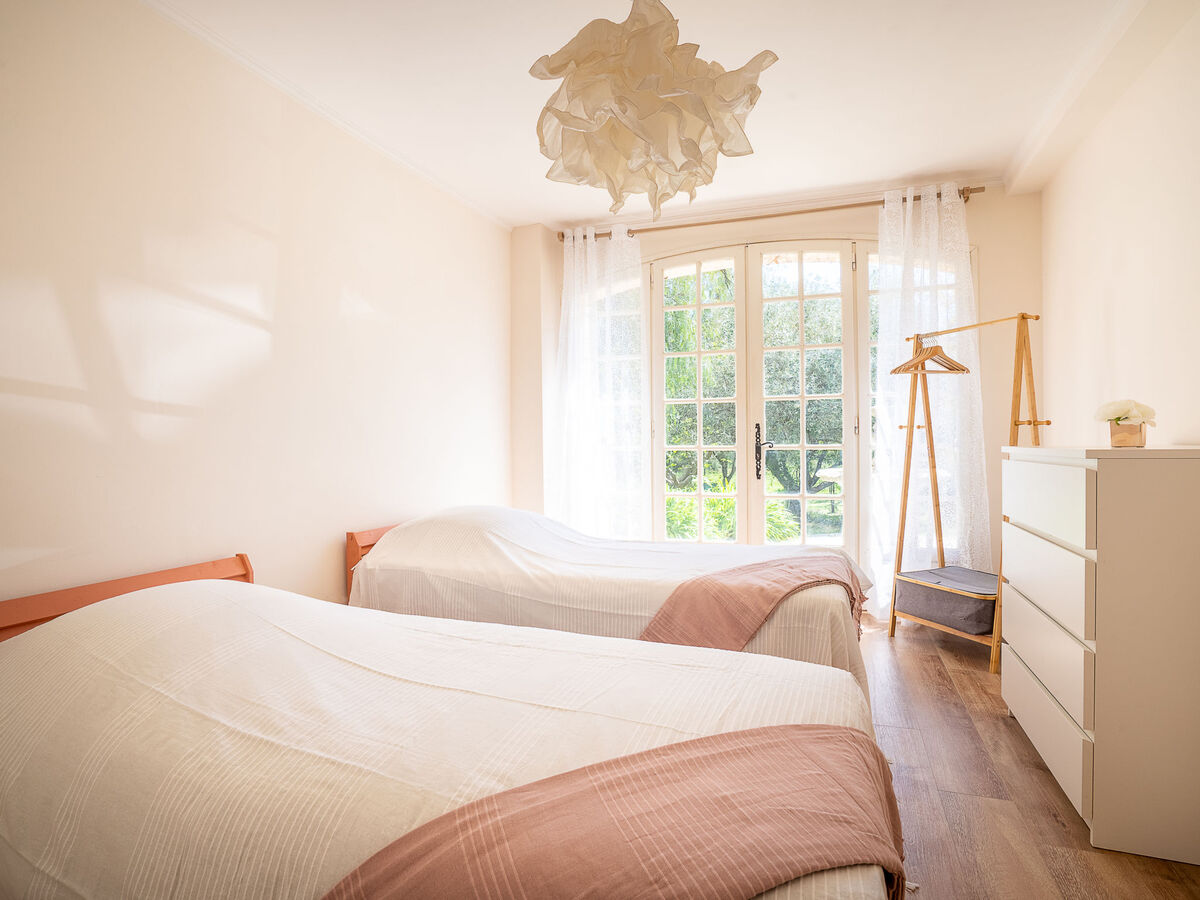 La Coraline – Appartement 6 pers. avec piscine à La Crau - Photo 20