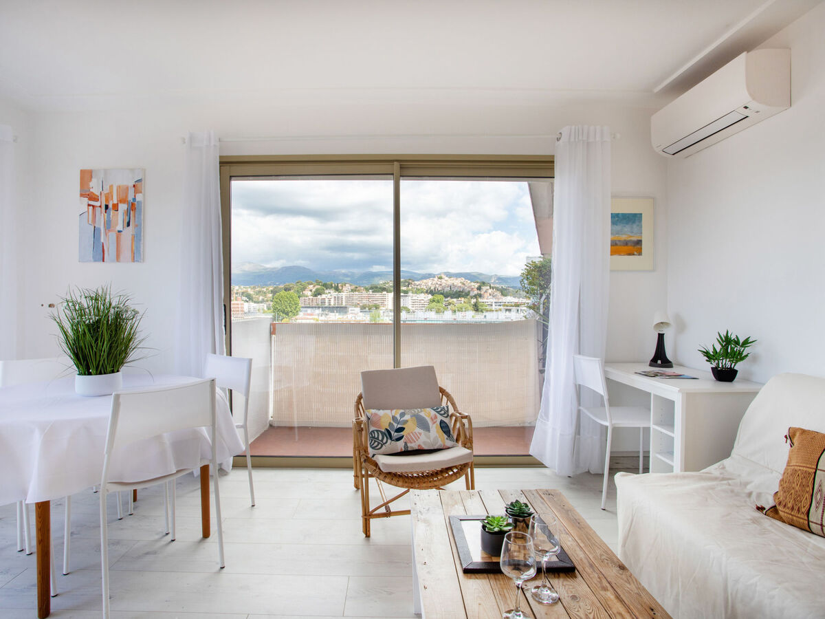 Le Montcey : Apt 2p avec terrasse 50m² à Cagnes-sur-Mer - Photo 8