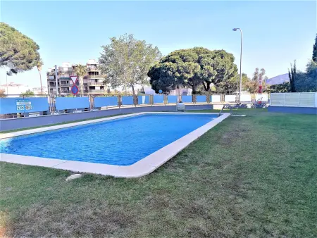 Appartement lumineux à Roses, piscine partagée et climatisation, 4 pers. : photo 6