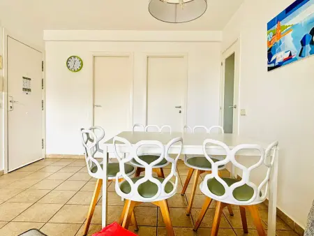 Appartement lumineux à Roses, piscine partagée et climatisation, 4 pers. : photo 10