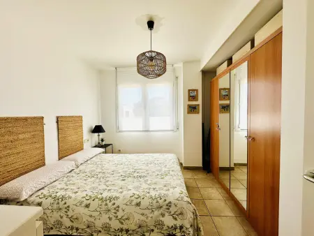 Appartement lumineux à Roses, piscine partagée et climatisation, 4 pers. : photo 21