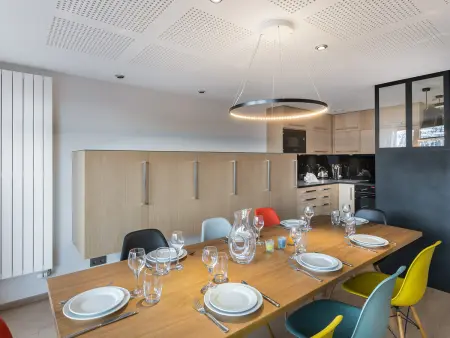Appartement 3 chambres rénové, vue panoramique, Courchevel 1850 : photo 4