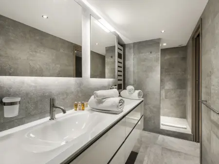 Appartement 3 chambres rénové, vue panoramique, Courchevel 1850 : photo 11