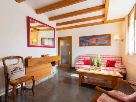 Appartement 2 chambres avec parking et vue montagne à Saint-Lary-Soulan : photo 5