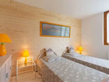 Appartement 2 chambres avec parking et vue montagne à Saint-Lary-Soulan : photo 8