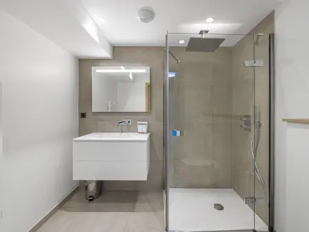 Appartement 8 pers. Méribel : 4 chambres, cheminée et parking couvert : photo 13