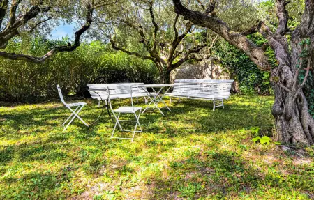 Maison avec piscine à Sernhac, près du Pont du Gard : photo 16