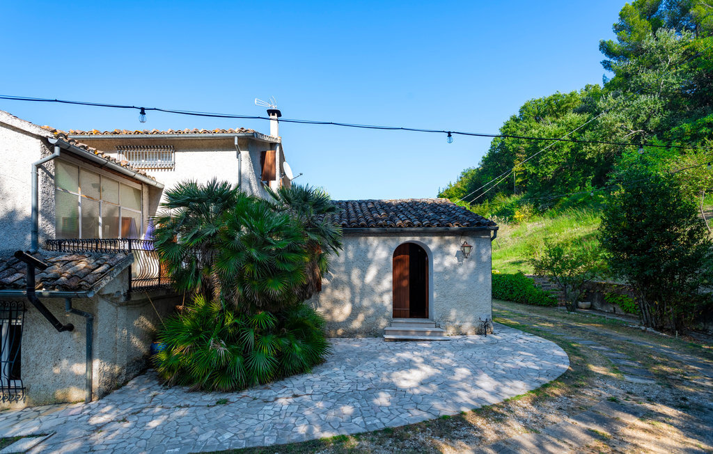 Maison 7 personnes aux Abruzzes avec jardin de 2000 m² - Photo 24