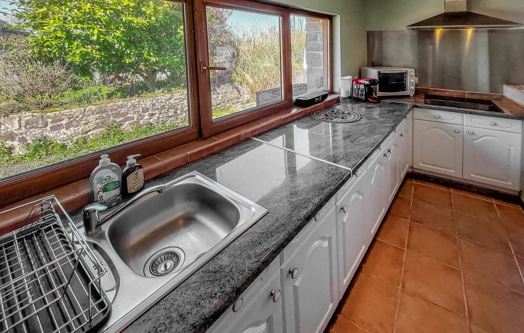 Maison bretonne avec jacuzzi à Lannéanou - Photo 6