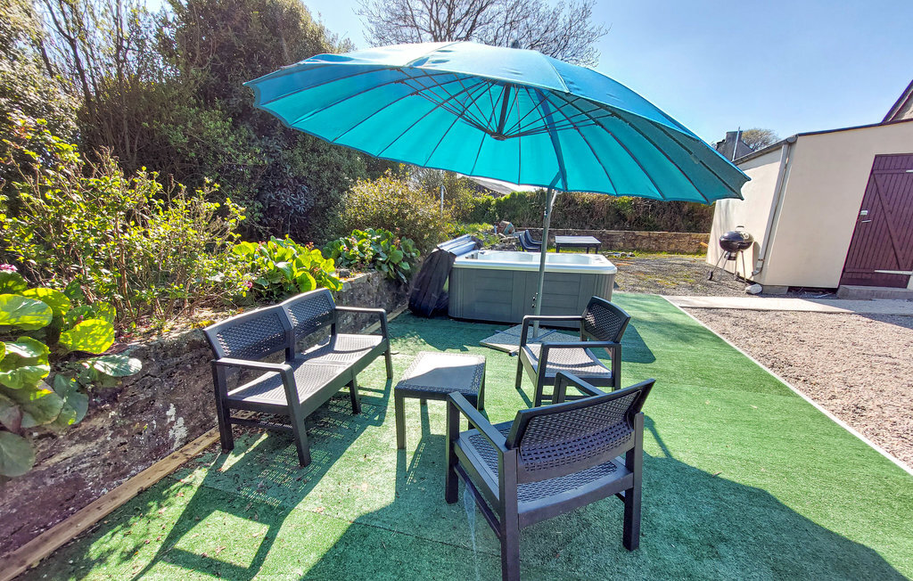 Maison bretonne avec jacuzzi à Lannéanou - Photo 9