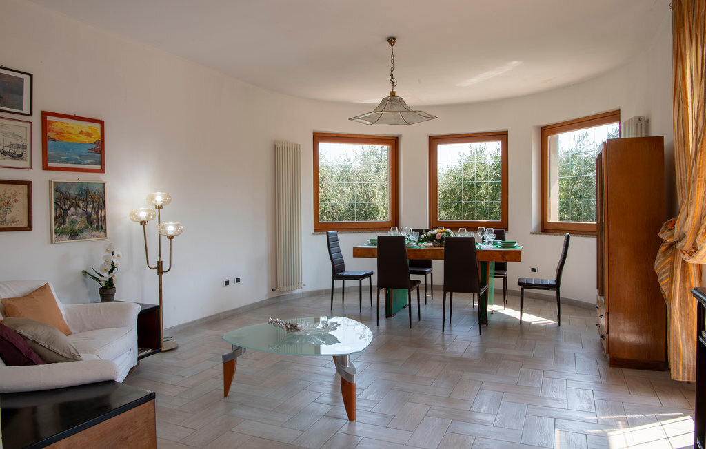Maison 7 personnes à St.Egidio alla Vibrata - Photo 2