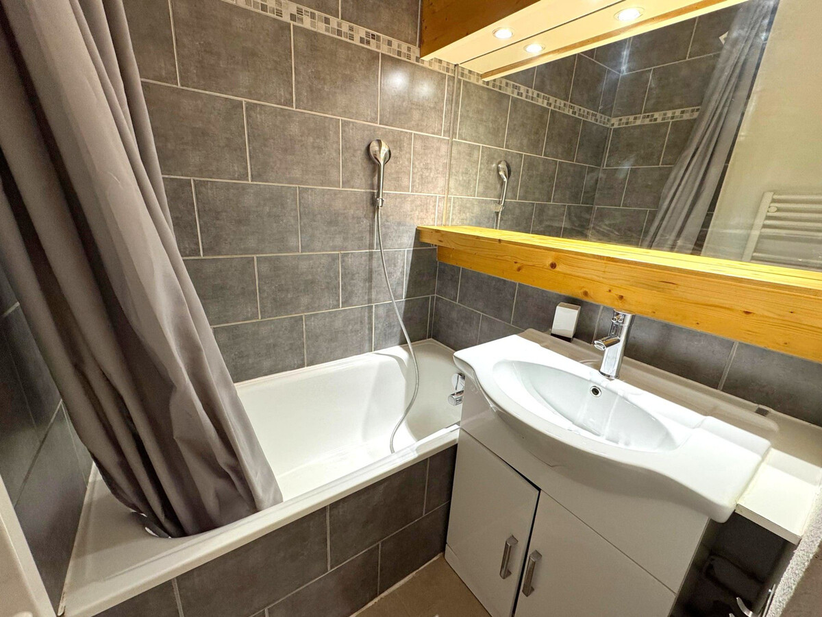 Appart 4 pers, balcon Sud vue pistes, accès télébenne - Photo 8