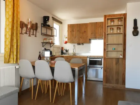 Appartement 6 pers. aux Deux Alpes, balcon montagne, parking : photo 2