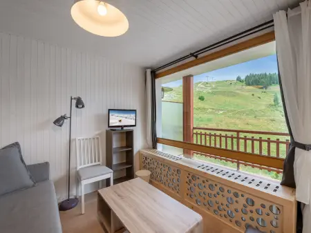 Appartement moderne avec balcon, wifi, accès pistes à Courchevel : photo 5